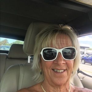 Meet your Posher, Vicki